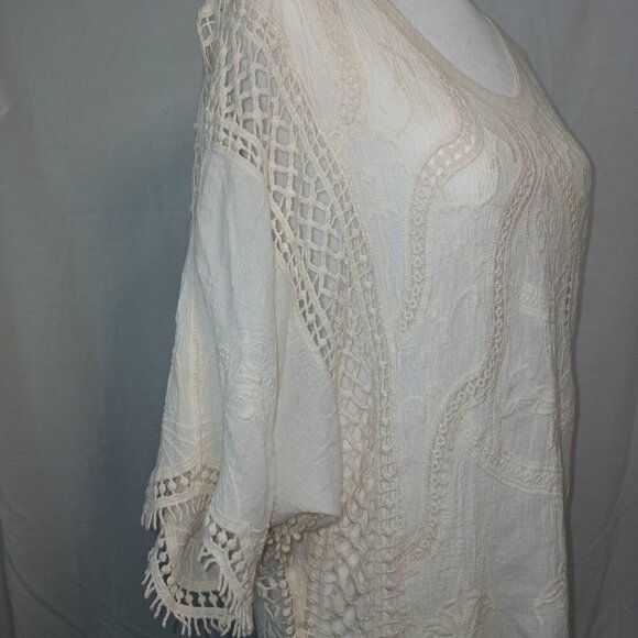 APRICOT BLOUSE, BOHO, OVERSIZED, CROCHET EMBROIDERD TOP, SIZE SMALL - Picture 3 of 7